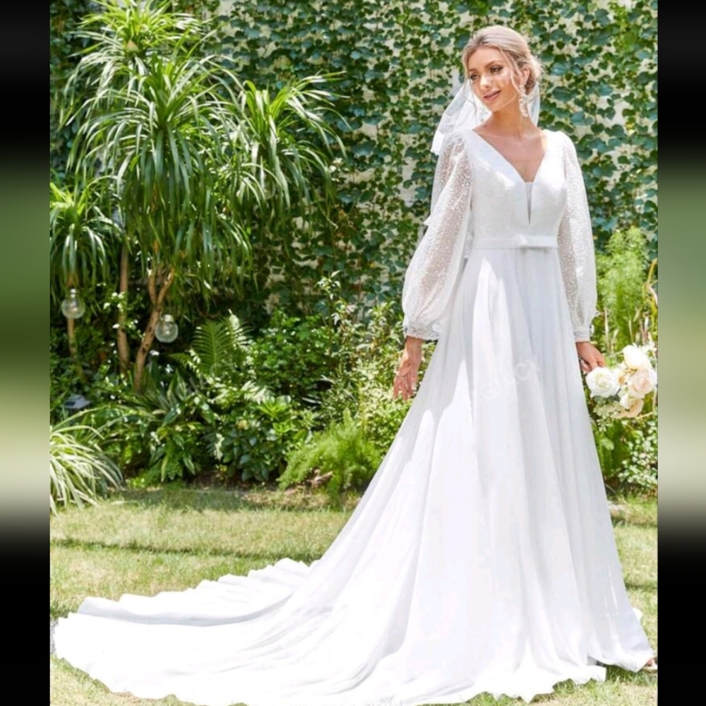 Brand new bridal dress